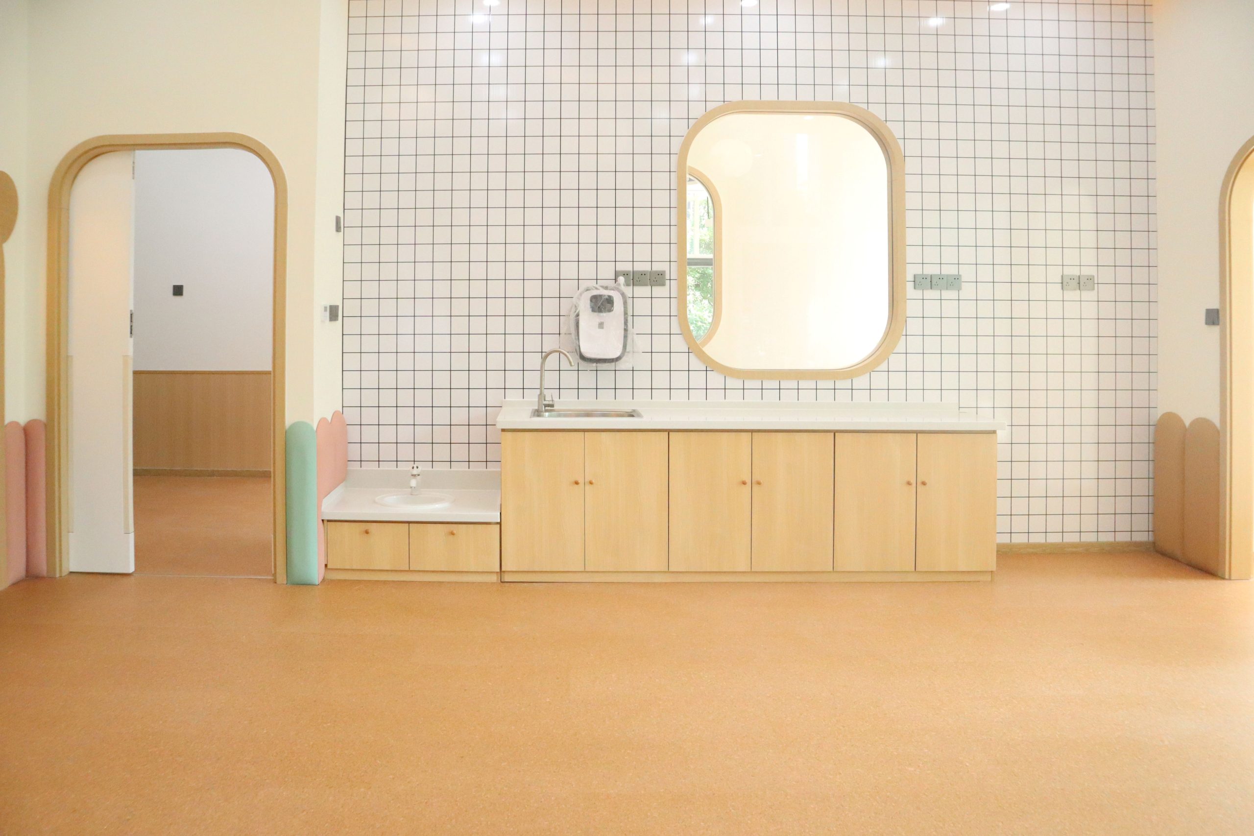 Eco-Friendly Glue-Down Cork Flooring for Floors Installation - 图片 2