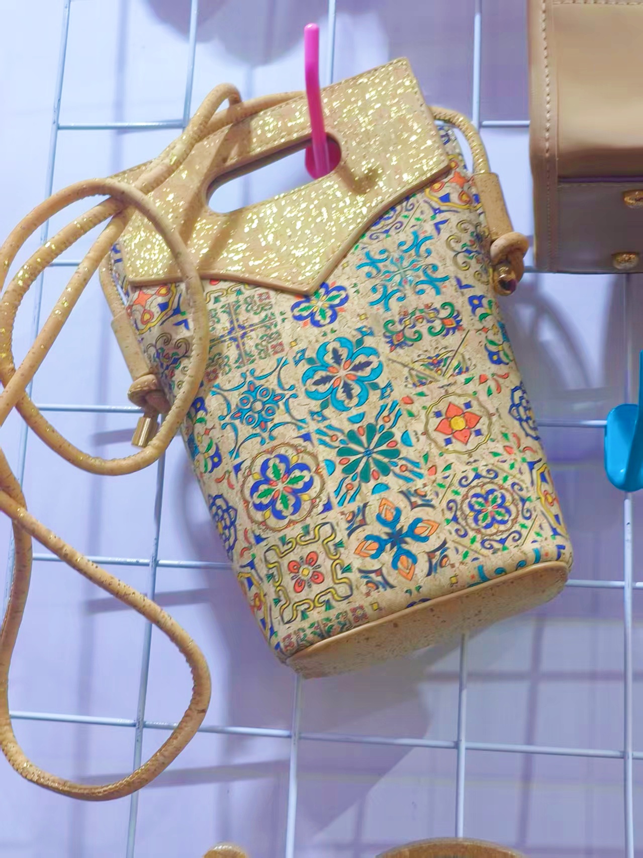 Eco-Friendly Cork Material for DIY Bags, Wallets, and Fashion Accessories - 图片 3